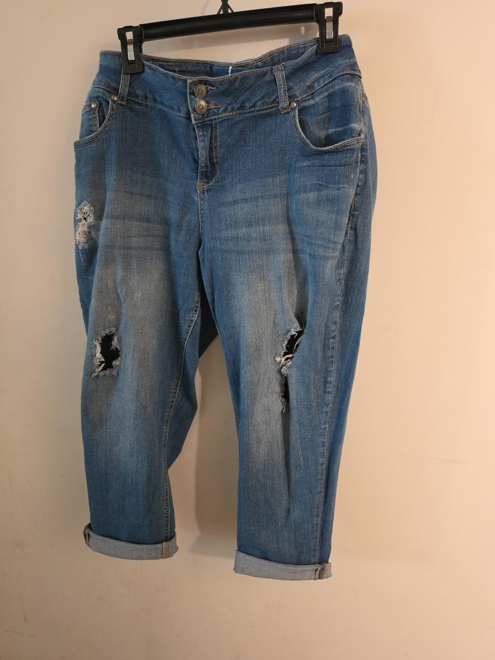 Lane Bryant Size 16 Distressed Boyfriend Jeans Cropped Cuffed Stretch